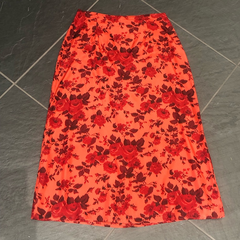 Maxou Anthropologie Size 10 Silk Skirt Orange/Red Floral Lined